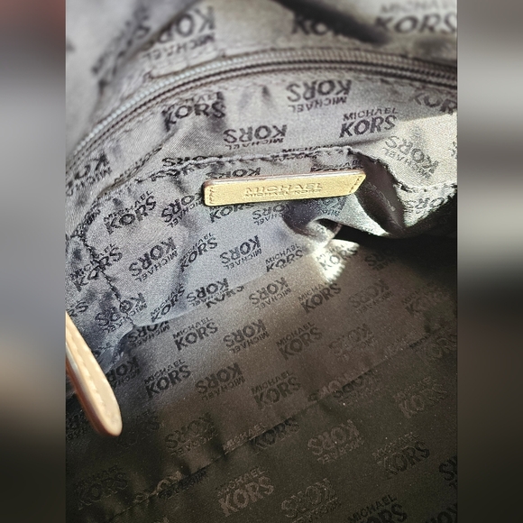 Michael Kors Grayson Logo Medium Duffel Handbag - Picture 5 of 7